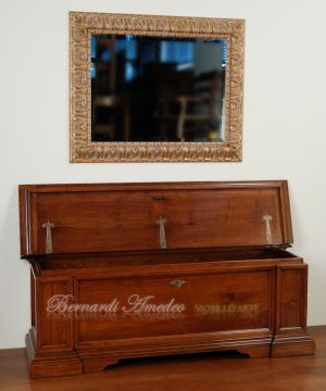 Classic chest chest handcrafted in solid walnut wood, length 160 cm